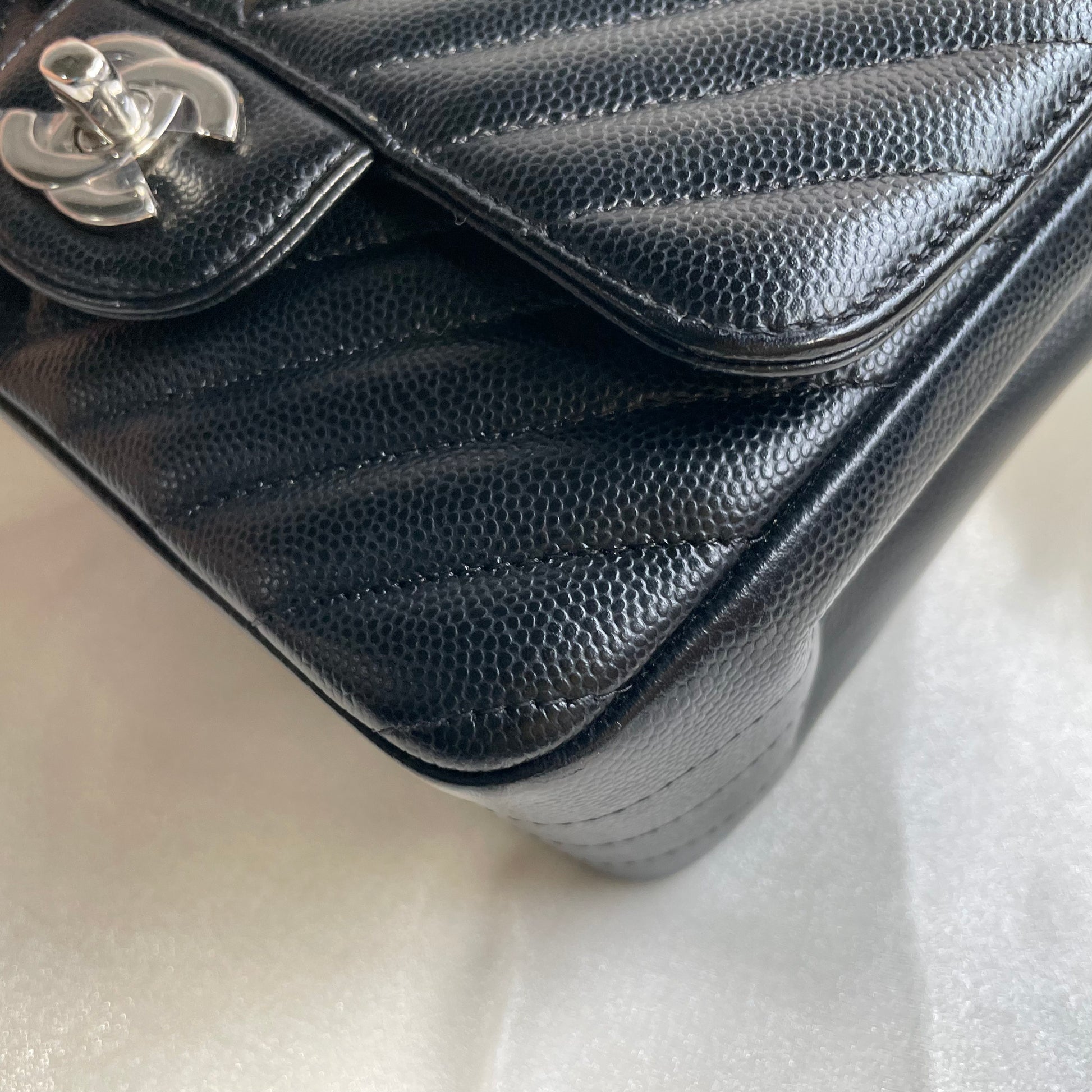 Chanel Mini Square Chevron Flap – Just_inlovelux